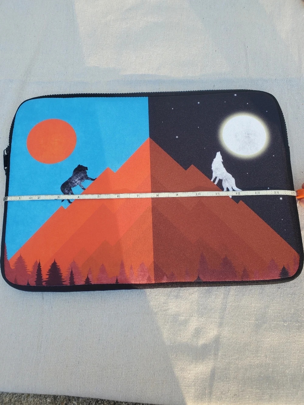Wolf & Lion Laptop Sleeve